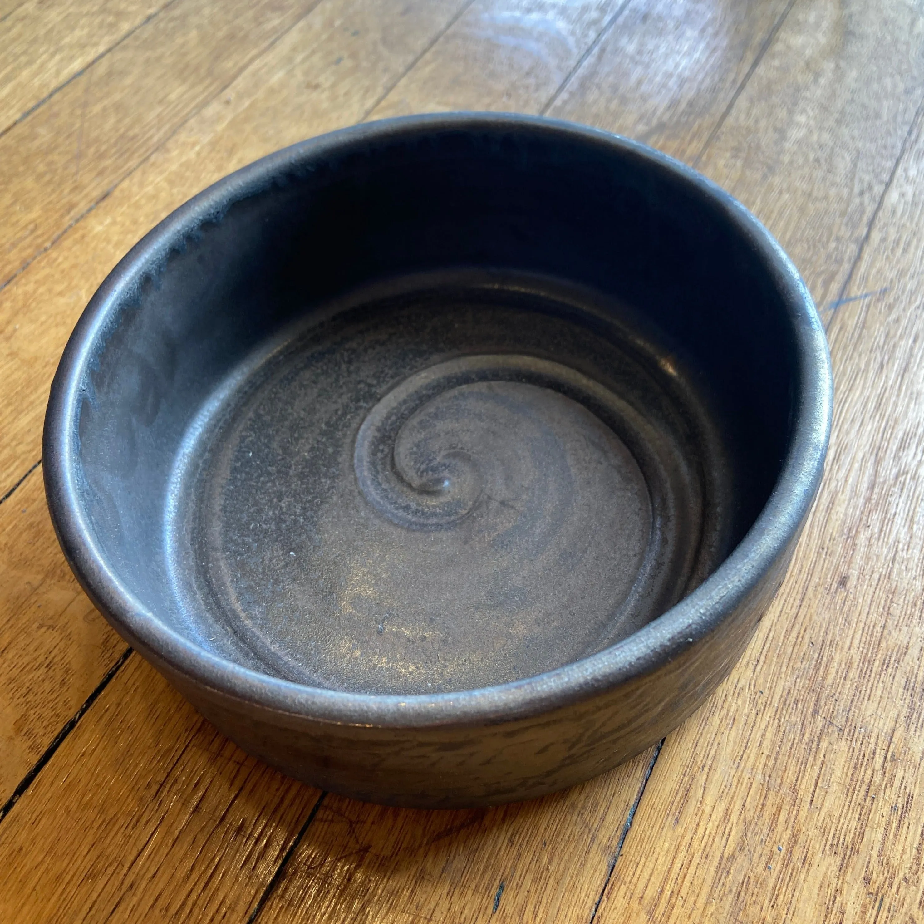 6 Bronze Cylinder Bowl in Kelp by Alice Goldsmith