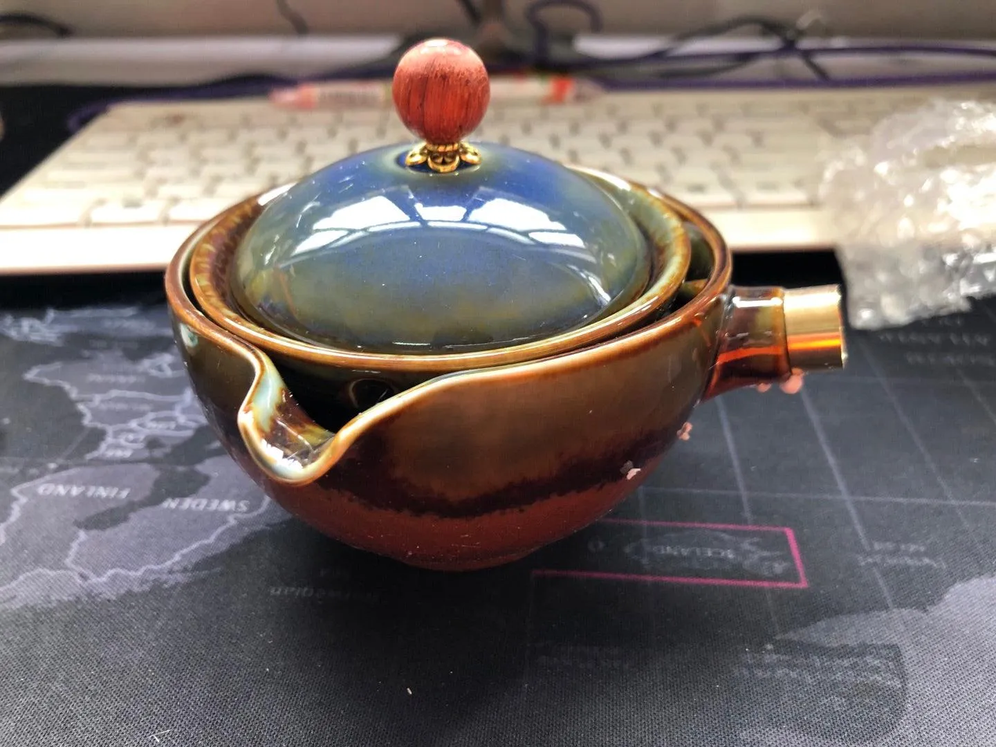 Ceramic Teapot With Wooden Handle Side-handle Pot Household Kung Fu Oolong Filter Tea Maker Creative Black Pottery Teaware Gifts