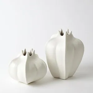 MINI STAR FRUIT VASES